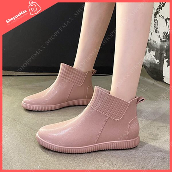 Boots Stylish and Trendy Footwear For Women VJY4 - Image 11